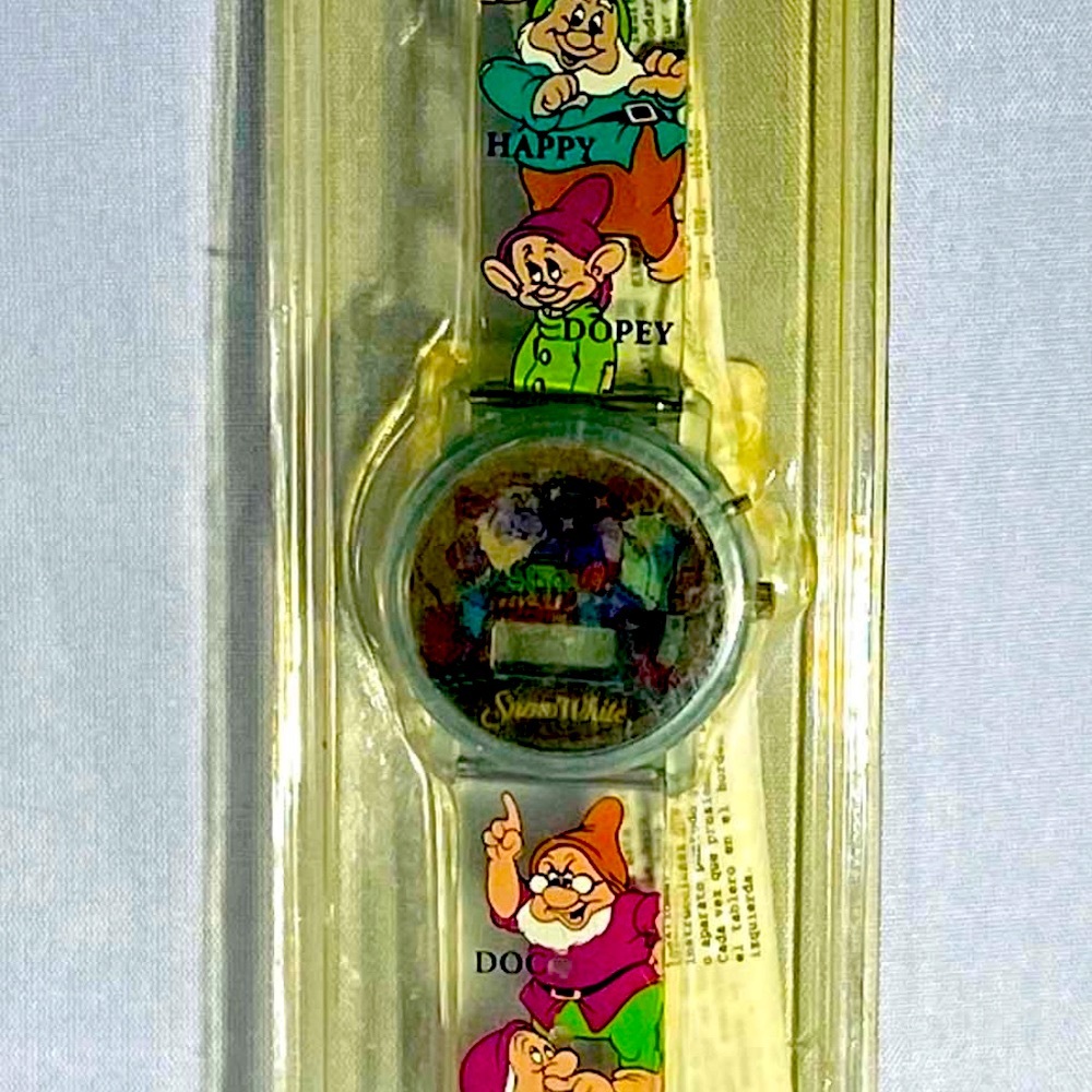 Vintage Snow White Seven Dwarves Dwarf Kids Watch Wristwatch Disney